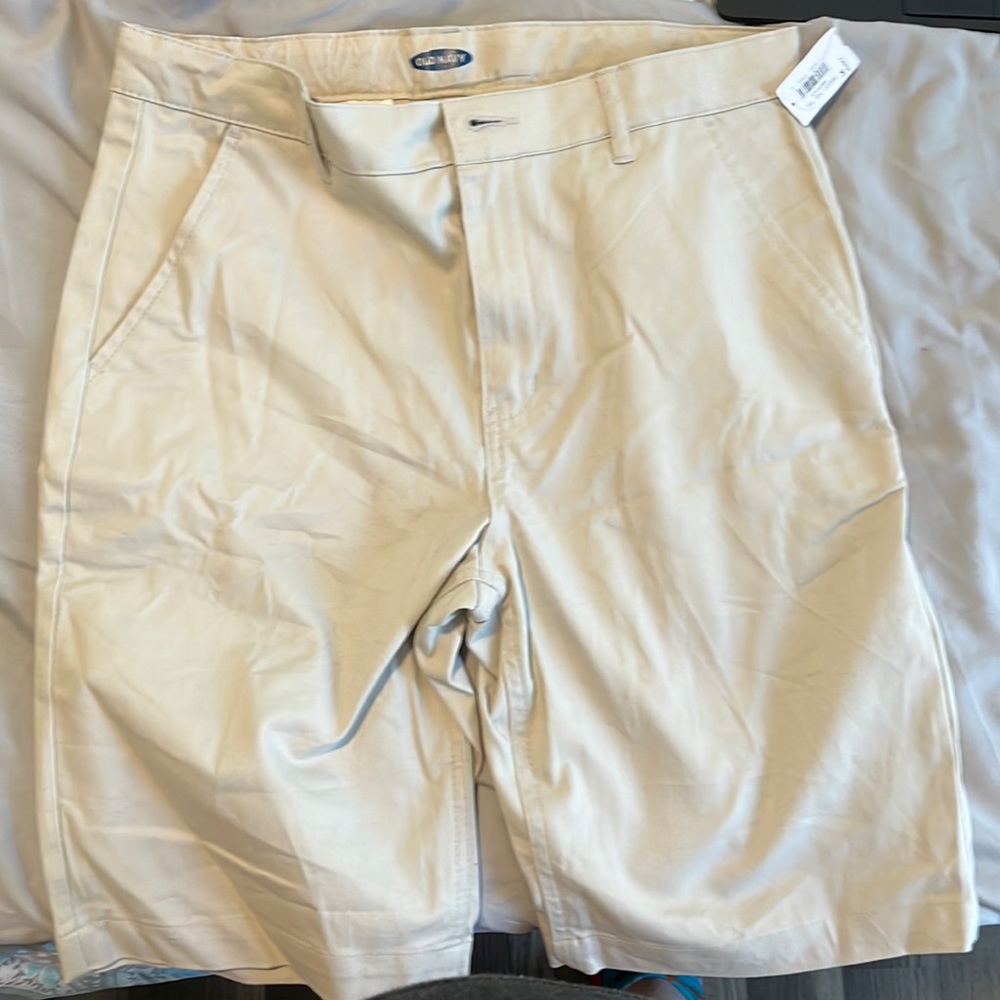 NWT old navel boys khaki shorts